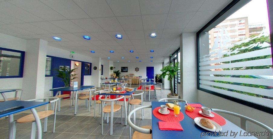 Appart'City Confort Brest Restaurace fotografie